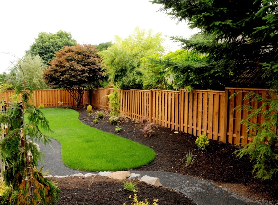 Rick's Custom Fencing & Decking - Portland, OR