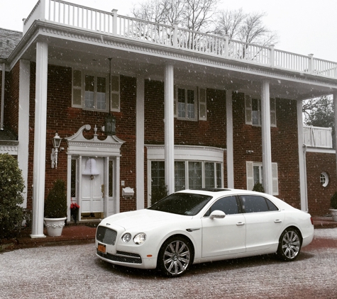 Whitestar Limousine - New Hyde Park, NY