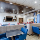 Holiday Inn Express & Suites Atchison by IHG