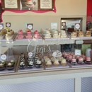 Gigi's Cupcakes - Bakeries