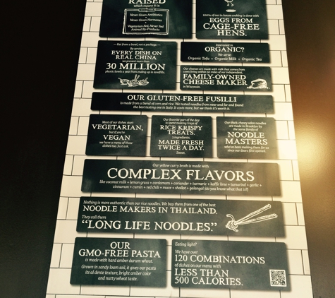 Noodles & Company - Muncie, IN. Many CHOICES