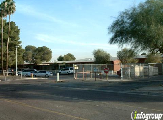 Kiva Elementary School - Paradise Valley, AZ