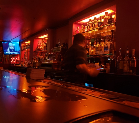 Hank's Bar - Los Angeles, CA