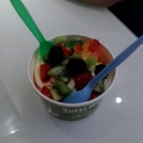 Tutti Frutti Frozen Yogurt - Yogurt