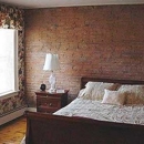 Canal Side Inn - Bed & Breakfast & Inns
