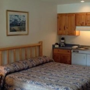 Edgewater Inn - Bed & Breakfast & Inns