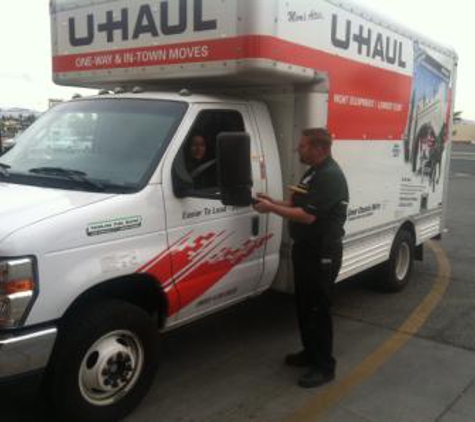 U-Haul Moving & Trailer Hitch Center of Las Vegas - Las Vegas, NV