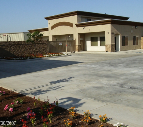 Dakota Park Storage - Fresno, CA