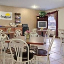 Days Inn & Suites by Wyndham New Iberia - Hotels