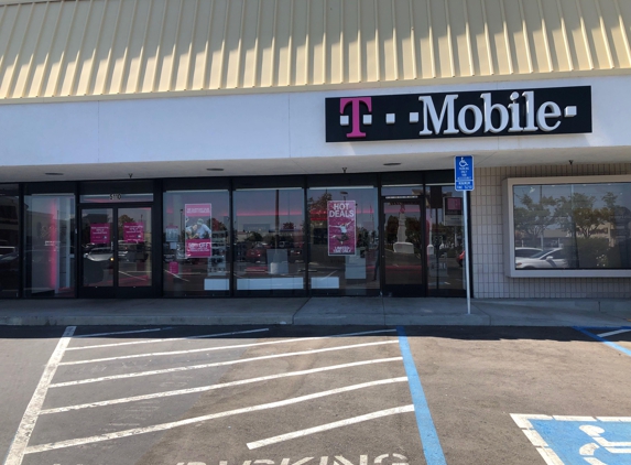 T-Mobile - Fresno, CA