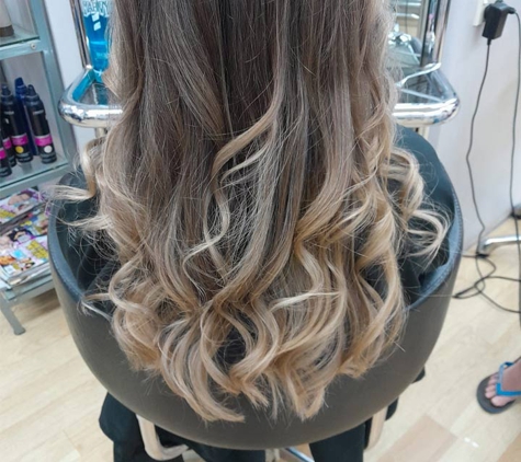 Piaf Hair Design
