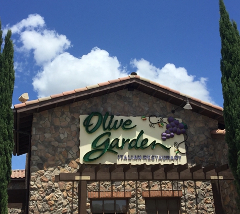 Olive Garden Italian Restaurant - New Braunfels, TX