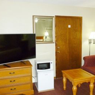 Royal Rest Motel - Chariton, IA