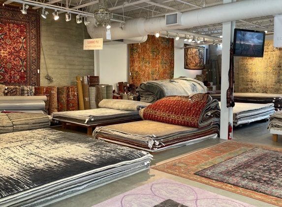 The Rug Warehouse - Los Angeles, CA