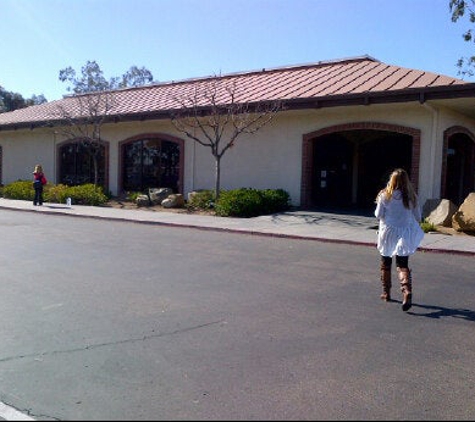 California Department of Motor Vehicles - DMV - El Cajon, CA