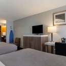Quality Inn & Suites Silverdale Bangor-Keyport - Motels