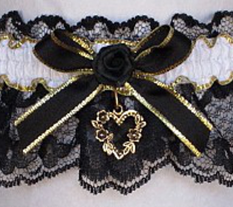 Custom Accessories Garters LLC - Theresa, WI