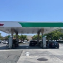 Sinclair Gas Station - Convenience Stores
