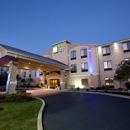 Holiday Inn Express & Suites Plymouth by IHG - Hotels