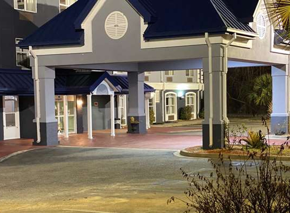 Baymont Inn & Suites - Sumter, SC