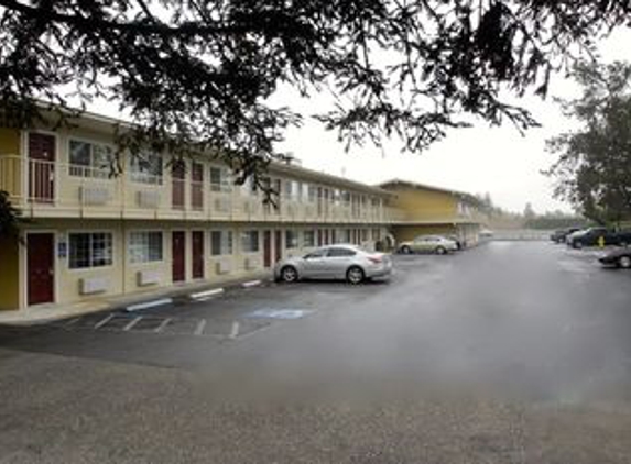 Americas Best Value Inn - Petaluma, CA