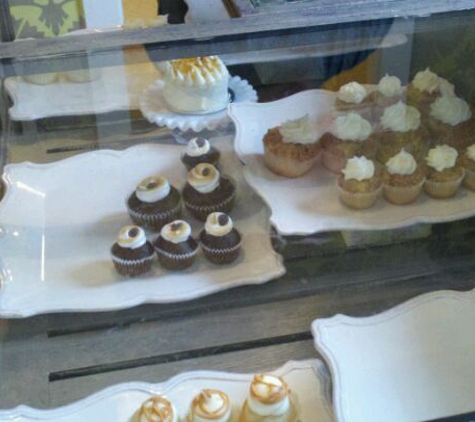 Enjoy Cupcakes - Los Olivos, CA