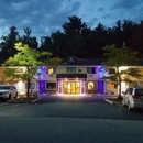 Days Inn & Suites by Wyndham Stevens Point - Motels