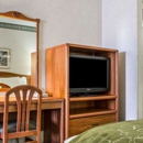 Comfort Suites Of Phoenix - Motels