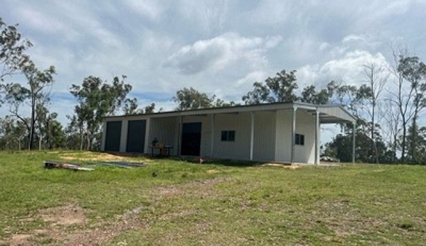 McHUGH STEEL FRAMING. Gable Shed with Garaport and Awning