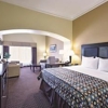 La Quinta gallery