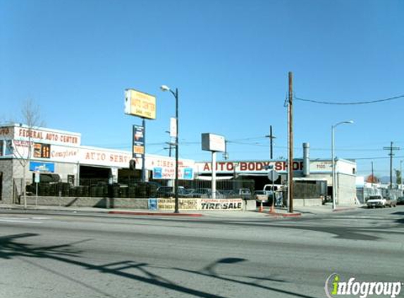 Thrifty Car Rental - Reseda, CA