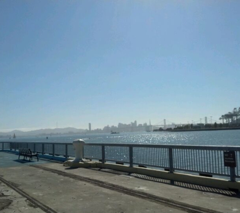 Middle Harbor Shoreline Park - Oakland, CA