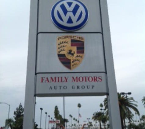 Family Motors Auto Group - Bakersfield, CA