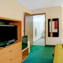 Super 8 Westlake/Cleveland - Bed & Breakfast & Inns