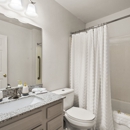 AVIA North Shore - Apartments