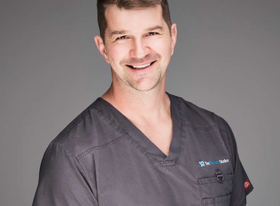 Tas Denture studios - Hobart, TAS