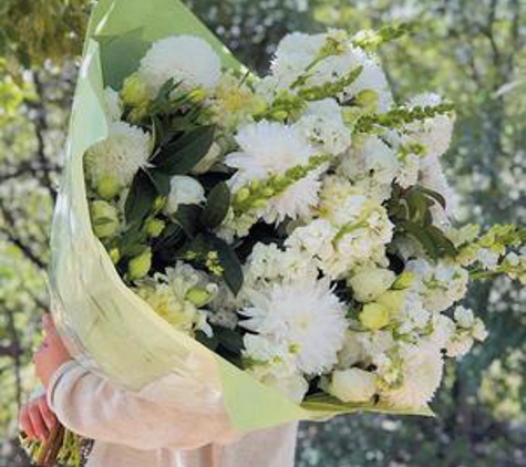 Avonlea Flowers - Murchison North, VIC