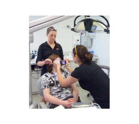 Melbourne Orthodontic Group - Mckinnon, VIC