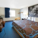 Super 8 by Wyndham Las Cruces University Area - Hotels