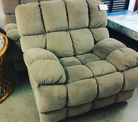 Palm Beach Furniture - Palm Beach, QLD