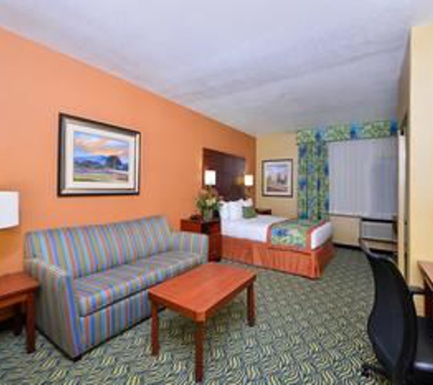 Best Western Fresno Inn - Fresno, CA