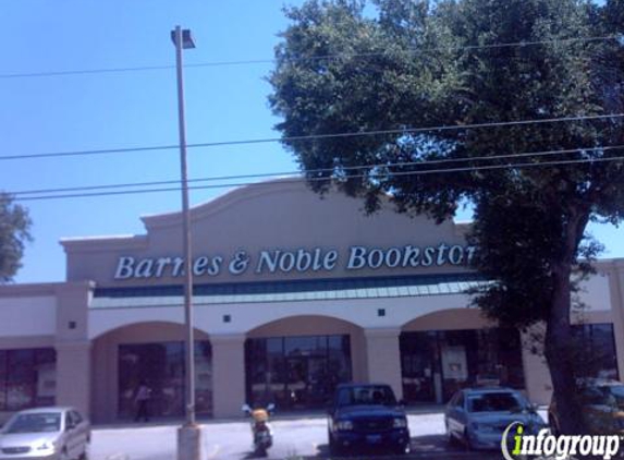 Barnes & Noble Booksellers - Saint Petersburg, FL