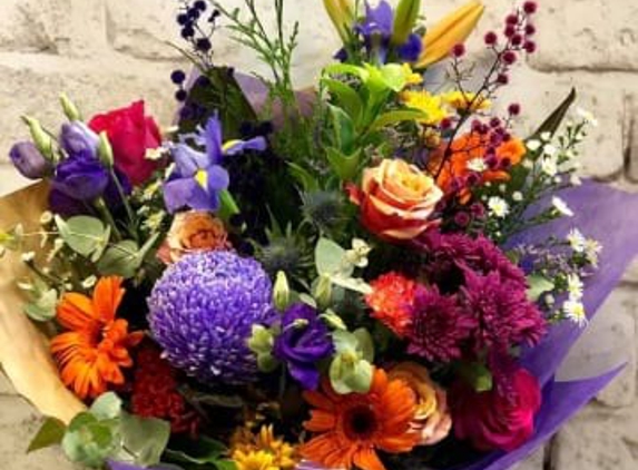 Newcastle Flowers By Design - New Lambton, NSW. Flower Arrangements Newcastle