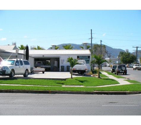 Paul Munns Instant Lawn - Hove, SA