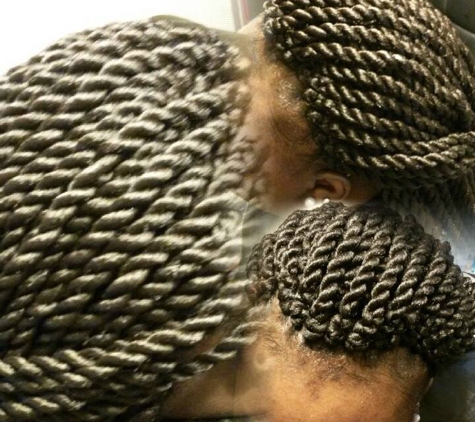 African Queen Hair Braiding - Columbia, SC