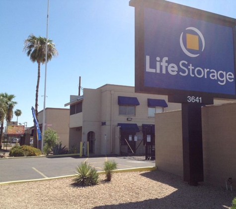 Life Storage - Phoenix, AZ