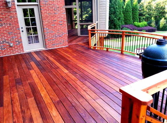 SMOKY MOUNTAIN DECK BUILDERS LLC - Knoxville, TN
