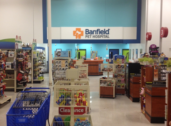 Banfield Pet Hospital - Encinitas, CA