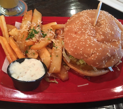 Red Robin Gourmet Burgers - California, MD