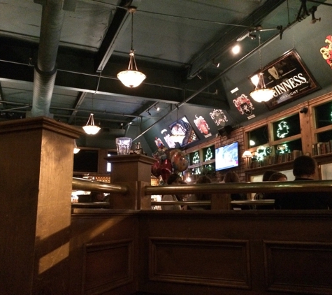 Dargans Irish Pub & Restaurant - Ventura, CA